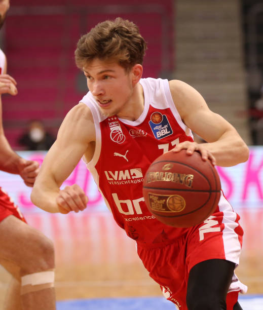 论铺天盖地 论铺天盖地